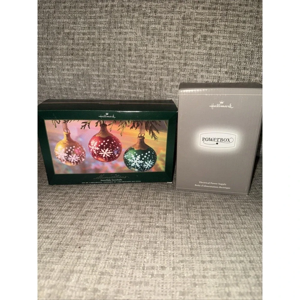 Hallmark‎ illuminations Snowflake Snowballs Set of 3 Ornaments & Power Box (new)